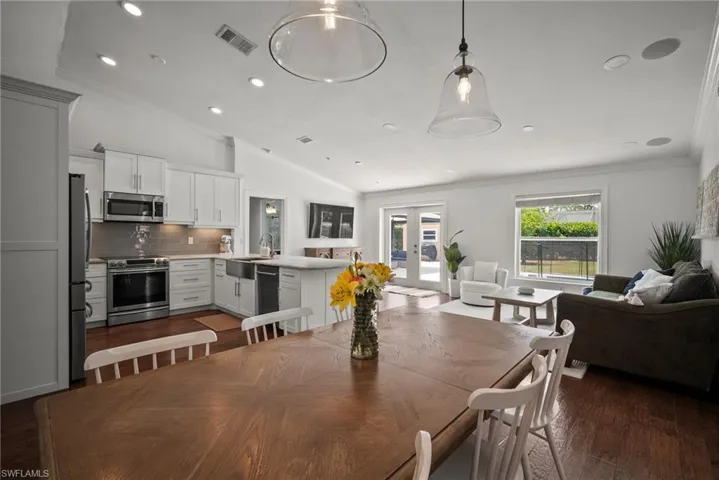 206 Willowick Dr, Naples Fl 34110