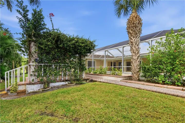 128 Viking Way, Naples, Florida 34110