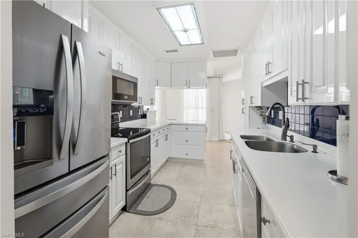 128 Viking Way, Naples, Florida 34110