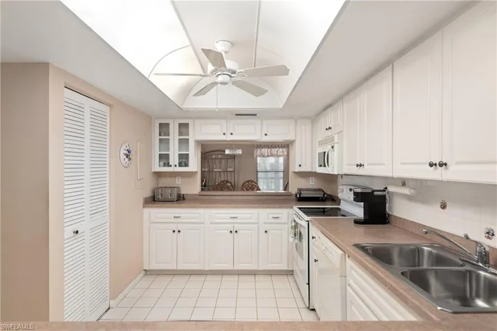 6979 Winkler Rd 126, Fort Myers, Florida 33919