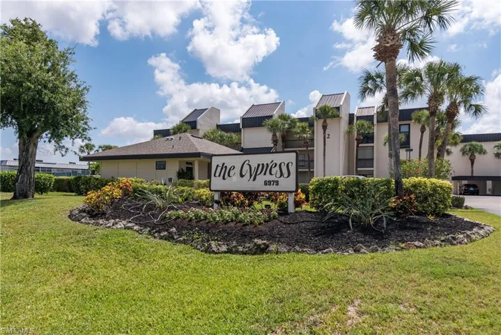 6979 Winkler Rd 126, Fort Myers, Florida 33919