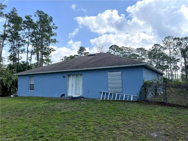 1009 Edison AVE, LEHIGH ACRES FL 33972