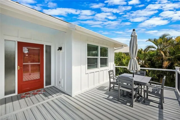 21580  Indian Bayou  DR, Fort Myers Beach, FL 33931