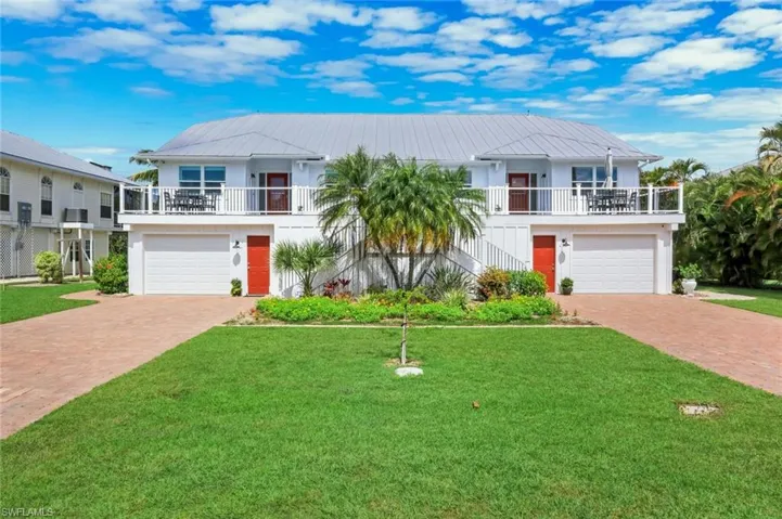 21580  Indian Bayou  DR, Fort Myers Beach, FL 33931