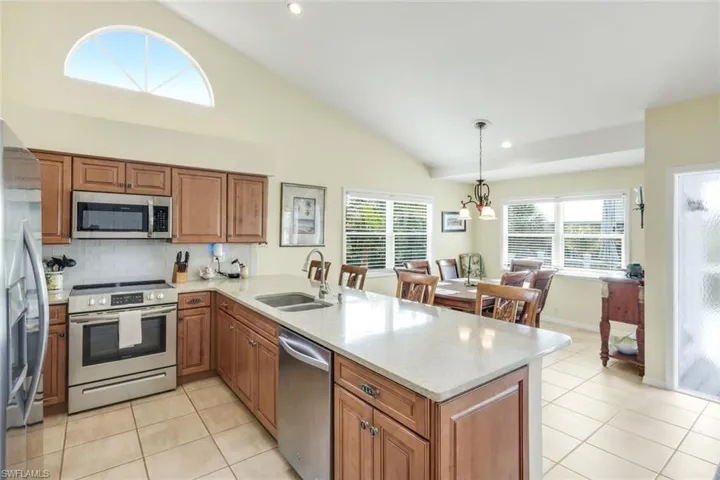 21580  Indian Bayou  DR, Fort Myers Beach, FL 33931