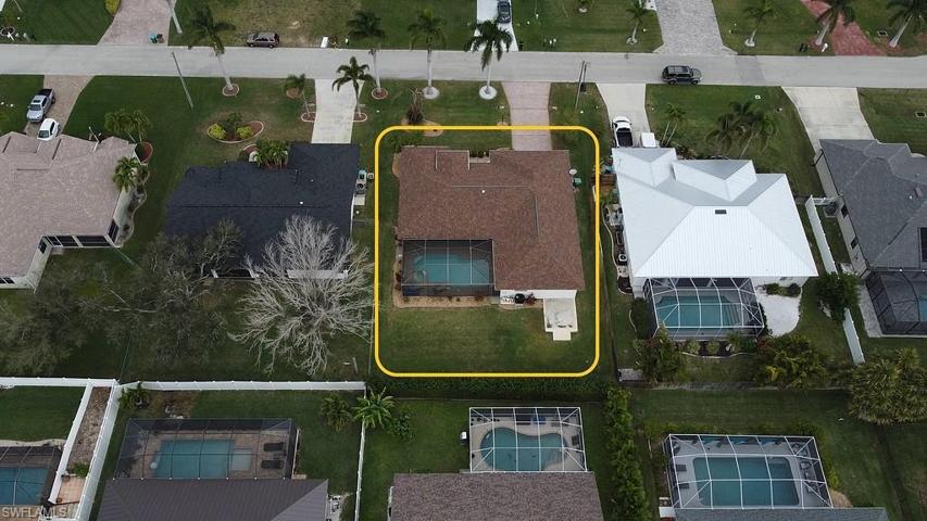 Aerial picture of the neighborhood