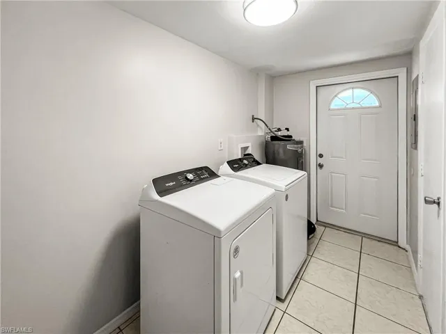 3840 Edgewood Ave, Fort Myers, Florida 33916