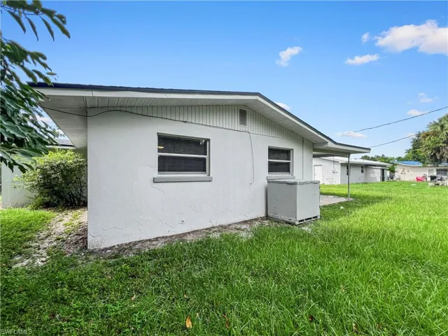 3840 Edgewood Ave, Fort Myers, Florida 33916