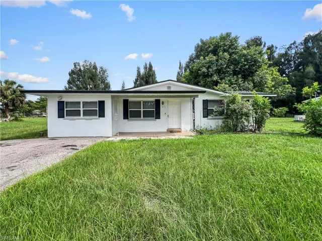 3840 Edgewood Ave, Fort Myers, Florida 33916