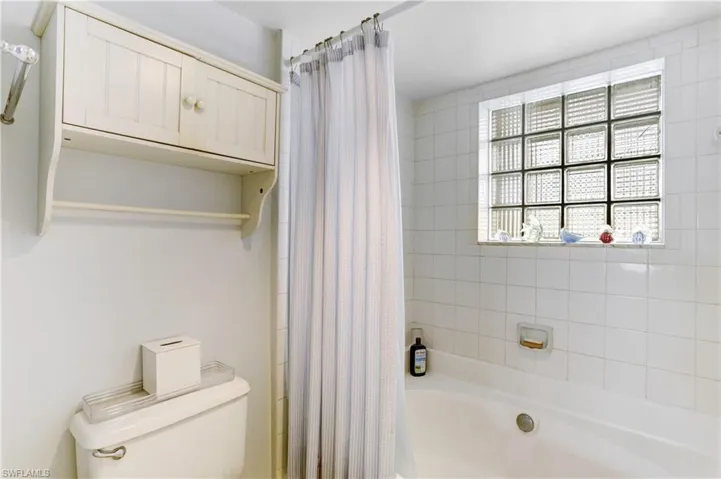 Soaker tub and shower