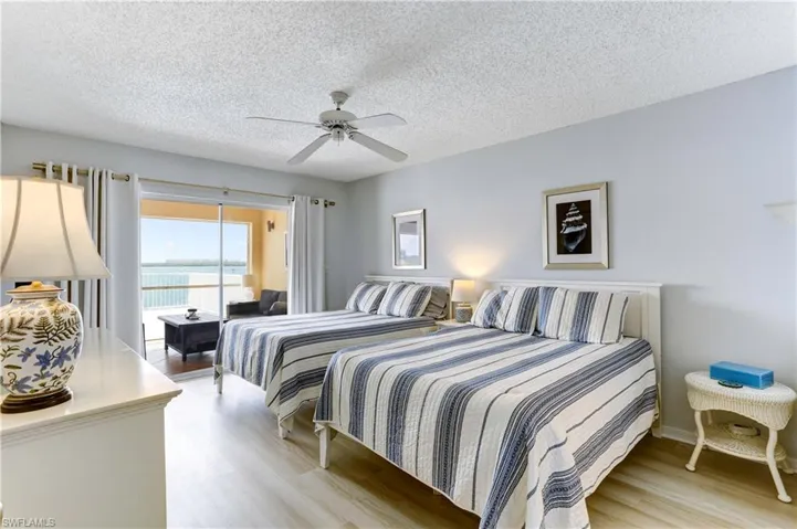 Spacious main bedroom with bay views!