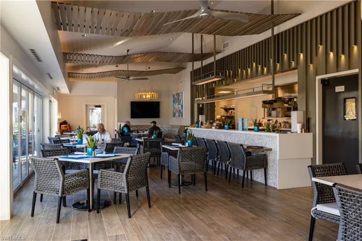 AquaCafe