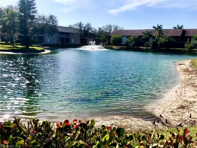 1020 Palm View DR # 302, NAPLES FL 34110