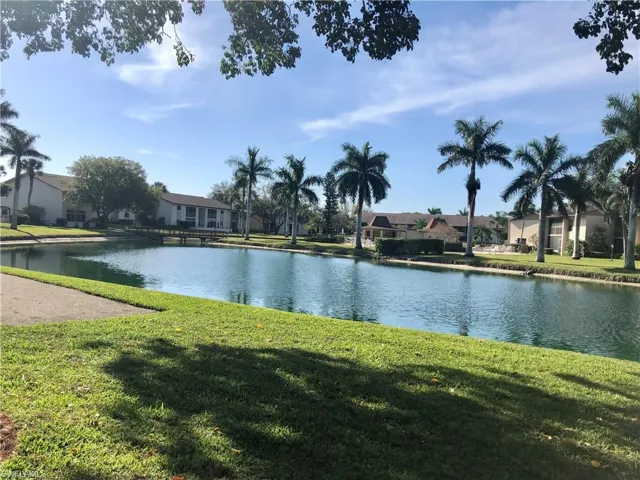 1020 Palm View DR # 302, NAPLES FL 34110