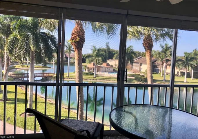1020 Palm View DR # 302, NAPLES FL 34110