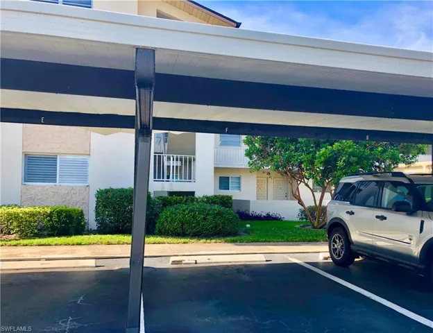 1020 Palm View DR # 302, NAPLES FL 34110