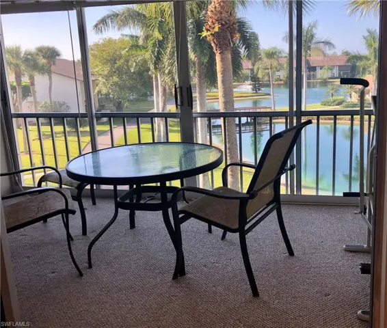 1020 Palm View DR # 302, NAPLES FL 34110