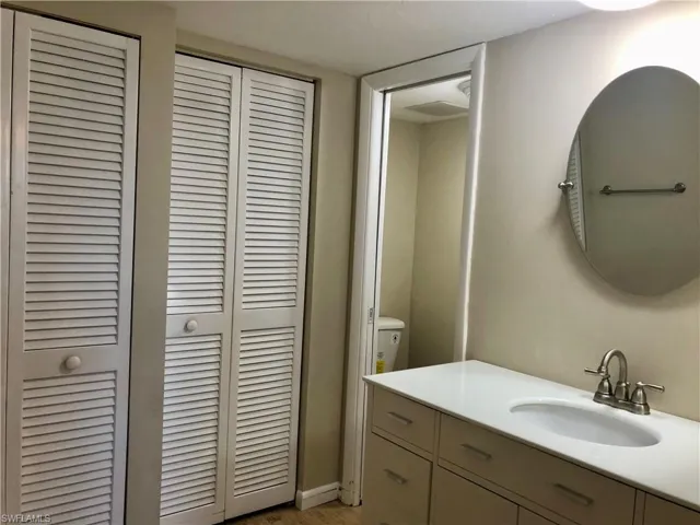 1020 Palm View DR # 302, NAPLES FL 34110