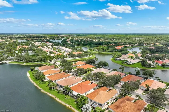 5425 Guadeloupe Way, Naples, Florida 34119