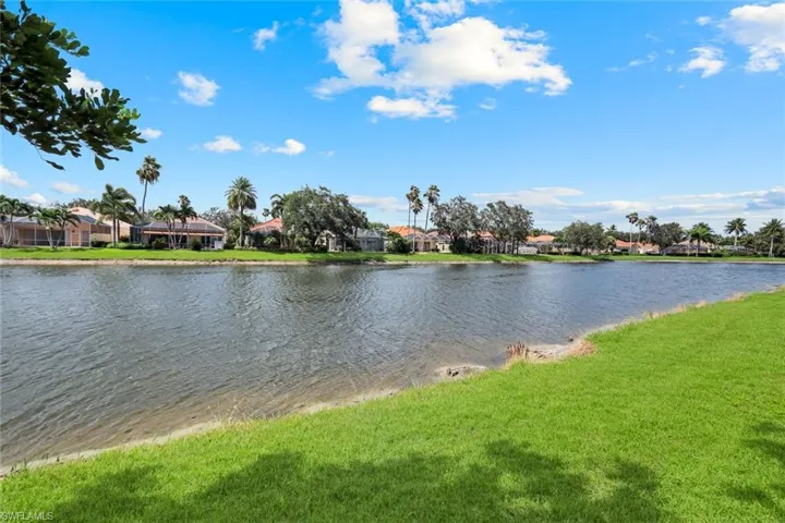 5425 Guadeloupe Way, Naples, Florida 34119