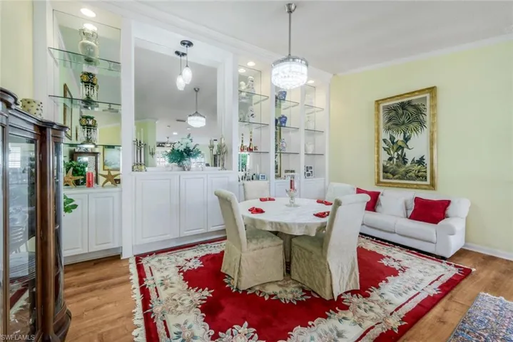 5425 Guadeloupe Way, Naples, Florida 34119