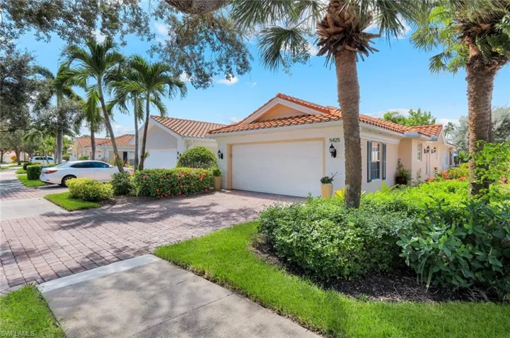 5425 Guadeloupe Way, Naples, Florida 34119