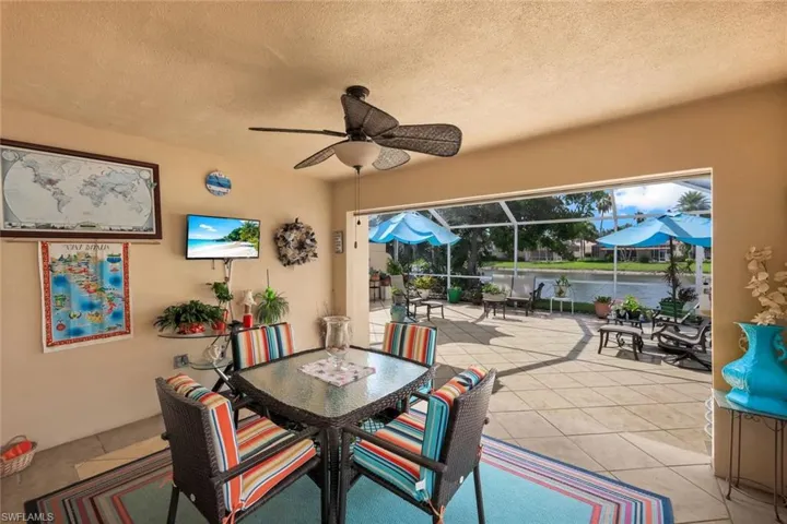 5425 Guadeloupe Way, Naples, Florida 34119