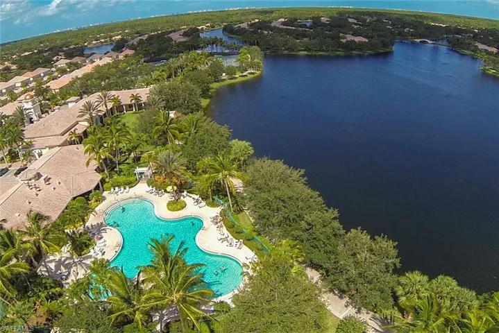5425 Guadeloupe Way, Naples, Florida 34119