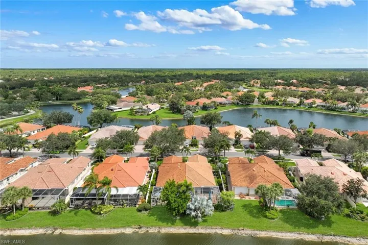 5425 Guadeloupe Way, Naples, Florida 34119