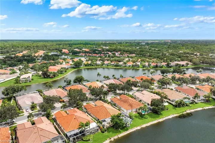 5425 Guadeloupe Way, Naples, Florida 34119
