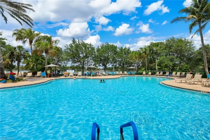 5425 Guadeloupe Way, Naples, Florida 34119