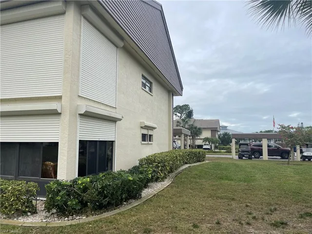 5770  Trailwinds  DR, Fort Myers, FL 33907