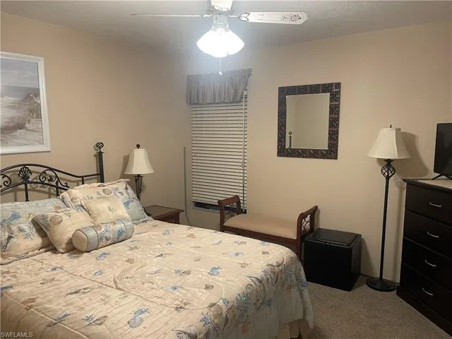 5770  Trailwinds  DR, Fort Myers, FL 33907