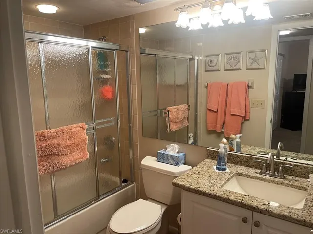 5770  Trailwinds  DR, Fort Myers, FL 33907