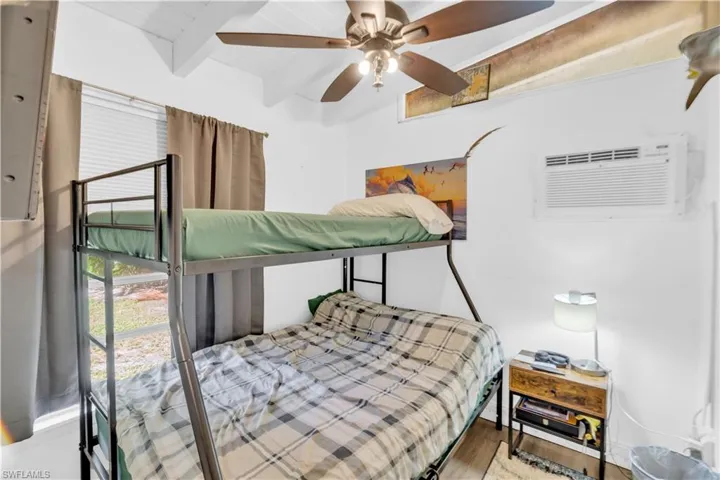 2212 River Pine Dr, Fort Myers, Florida 33905
