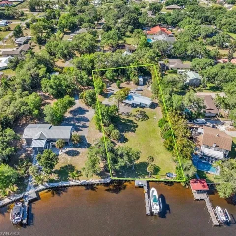 2212 River Pine Dr, Fort Myers, Florida 33905