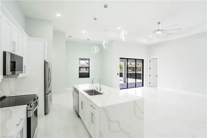 113 NW 36th  AVE, Cape Coral, FL 33993
