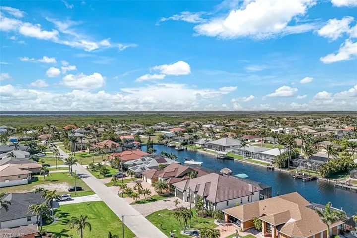 2811 Sw 34th Ter, Cape Coral, Florida 33914
