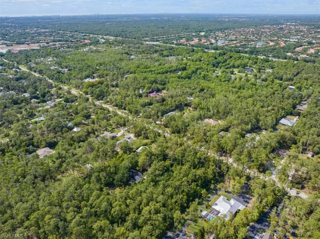 5080  Hickory Wood  DR, Naples, FL 34119