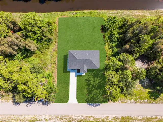 1553 Meadow Rd, Lehigh Acres, Florida 33976
