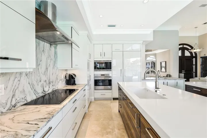 311 Neapolitan Way, Naples, Florida 34103
