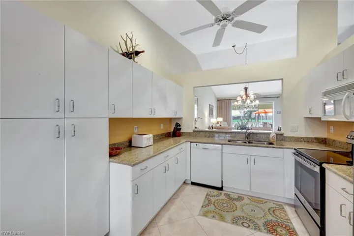 538  Captn Kate  CT, Naples, FL 34110