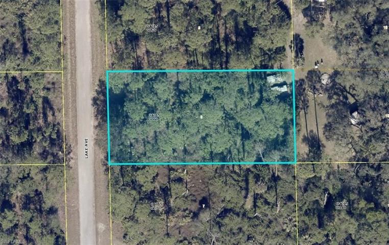 1708 Lake AVE, LEHIGH ACRES FL 33972