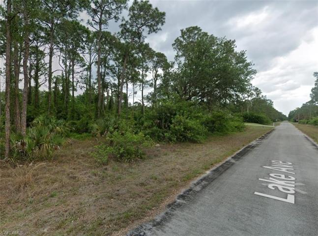 1708 Lake AVE, LEHIGH ACRES FL 33972