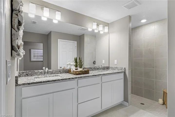 1109 Sw 9th Ave, Cape Coral Fl 33991