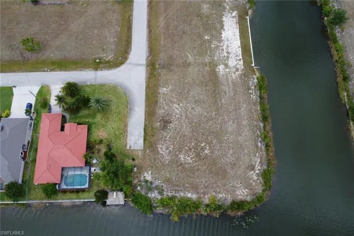 1313 Nw 9th Pl, Cape Coral Fl 33993