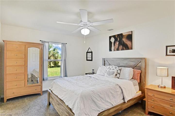 5010 Dania CIR, LABELLE FL 33935