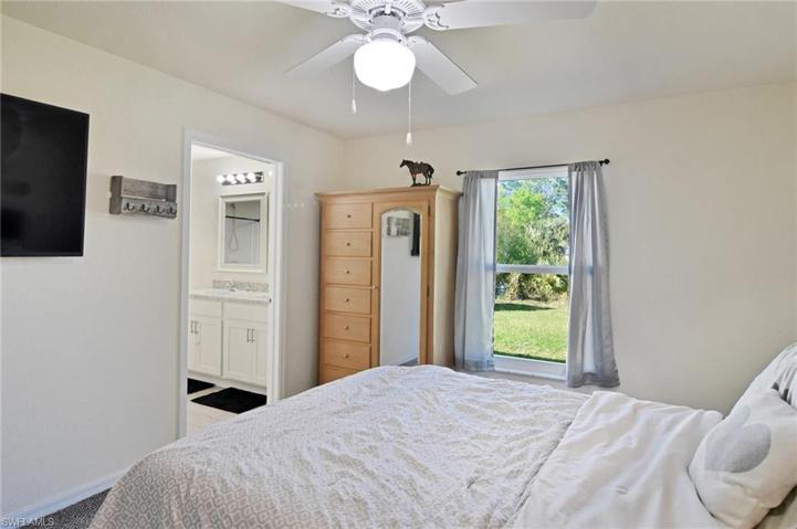 5010 Dania CIR, LABELLE FL 33935