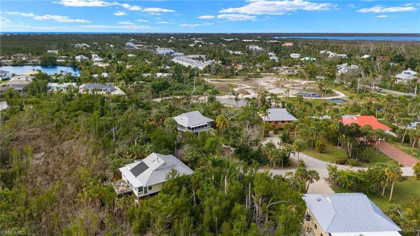 744  Marthas  LN, SANIBEL, FL 33957