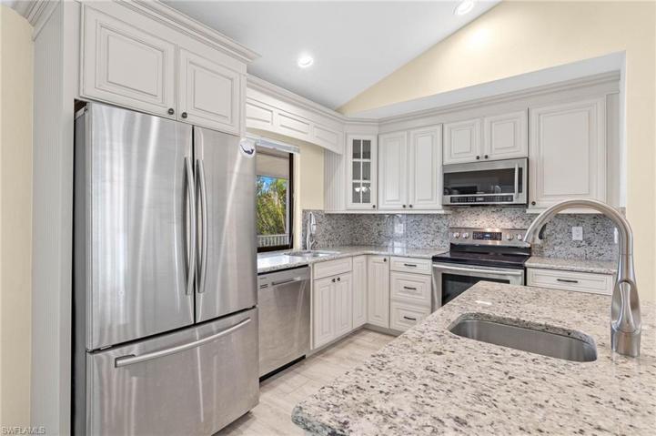744  Marthas  LN, SANIBEL, FL 33957